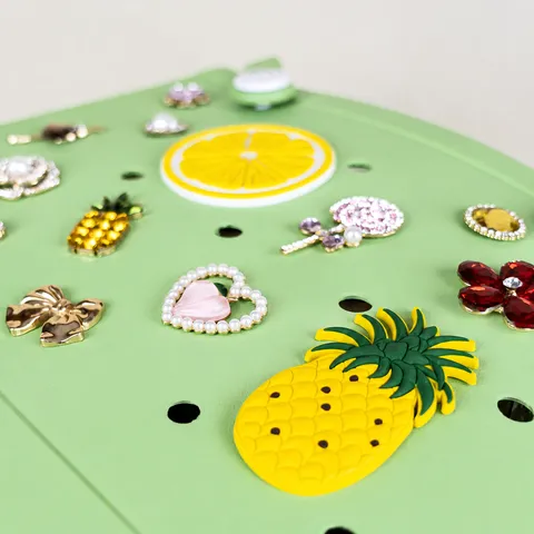 Breloque de Sac en Strass Alliage PVC Pendentif Fruit Floral Mignon Accessoires de Sac de Plage Cadeau de Bijoux Décoratifs DIY
