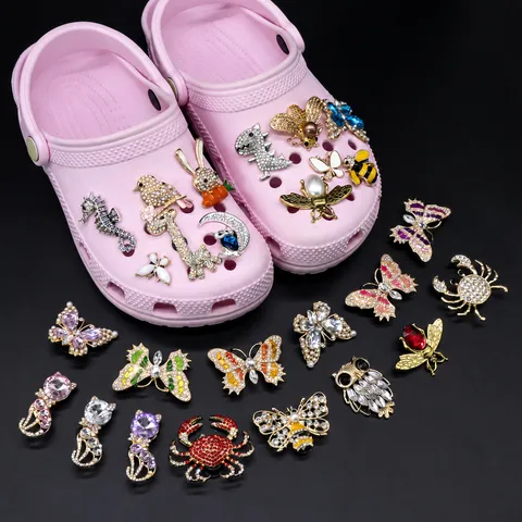 Breloques de Chaussure en Strass Métal Alliaige Mignon Animal Insecte Papillon Abeille Lapin Boucle de Chaussure Accessoire DIY