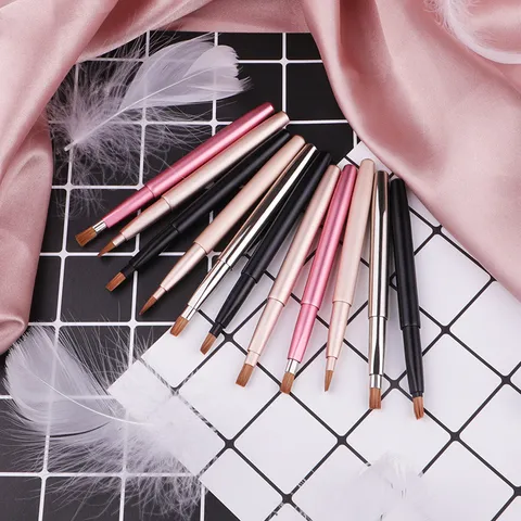 Retractable Lip Brush Portable Makeup Brush Animal Hair Metal Handle Flat Lip Concealer Brush For Daily Makeup