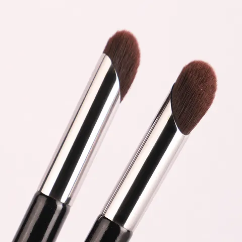 Synthetic Fiber Professional Thumb Concealer Brush Soft Hair Wooden Handle Facial Blemish Dark Circles Makeup Tool