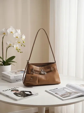 Top Layer Cowhide Genuine Leather Tote Bag For Women Vintage Shoulder Crossbody Bag Luxury Designer Style Handbag With Metal Lock