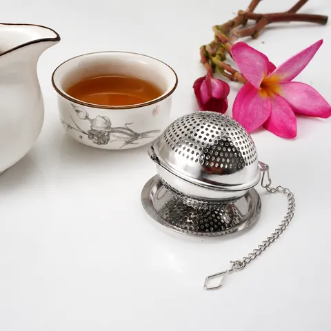 Infusore per Tè in Acciaio Inossidabile Palla Colino per Tè Portatile Con Catena e Vassoietto per Tè Sfuso Ufficio Casa