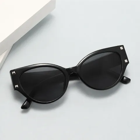Dames Retro Cat Eye Zonnebril Vintage Metalen Klinknagel UV400 Bescherming Zonnebril Mode Bril Voor Buiten Rijden Feest