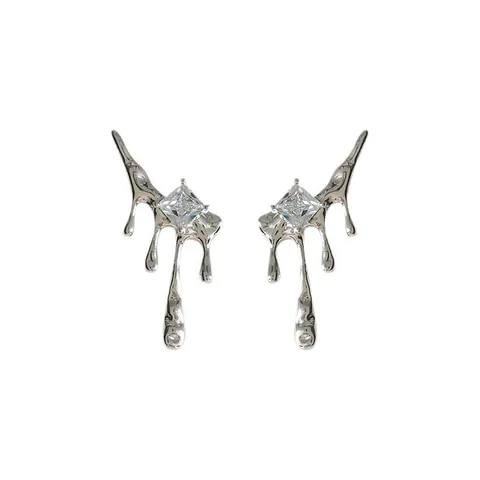 Trendy Copper Rhinestone Ear Clips For Non Pierced Ears Gold Silver Plated Geometric Heart Butterfly Asymmetric Drop Earrings Mosquito Coil Ear Clips Women Sweet Cool Jewelry
