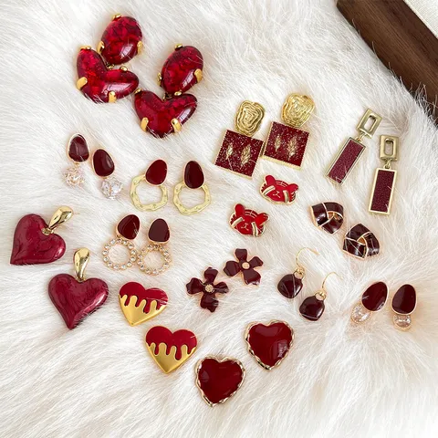 Französische Vintage Kupfer Emaille Geometrische Ohrringe Luxus Rote Strass Ohrstecker Für Damen Künstlerischer Palast Stil Schmuck Geschenk