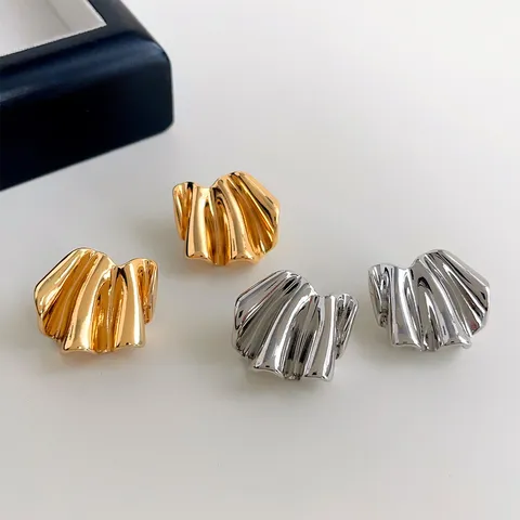 Orecchini a Bottone Geometrici in Metallo Liscio Plissettato Stile Occidentale Con Perno in Argento Per Donne Orecchini Minimalisti Ondulati Gioielli