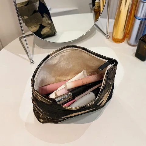 Large Capacity Cosmetic Bag Floral Satin Toiletry Bag Vintage Storage Pouch Portable Makeup Organizer Handbag For Women
