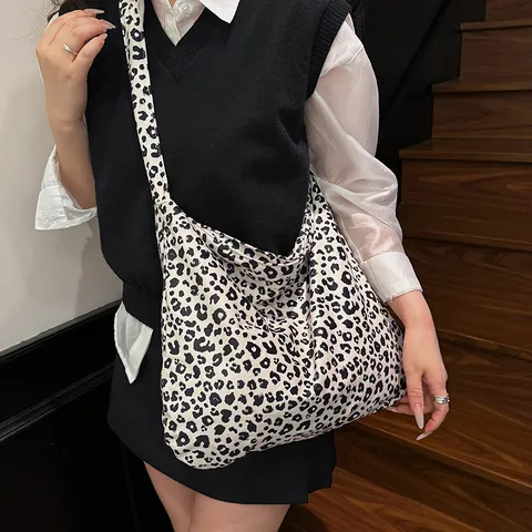 Women Canvas Tote Bag Large Capacity Casual Leopard Print Shoulder Bag Retro Fashion Shopping Handbag Daily Commuting Bag
