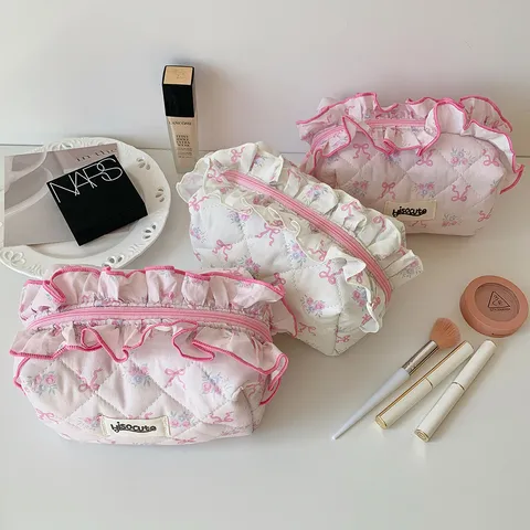 Trousse de Maquillage Matelassée Style Coréen Mignon Nœud Papillon Imprimé Floral Volant Trousse de Toilette Portable