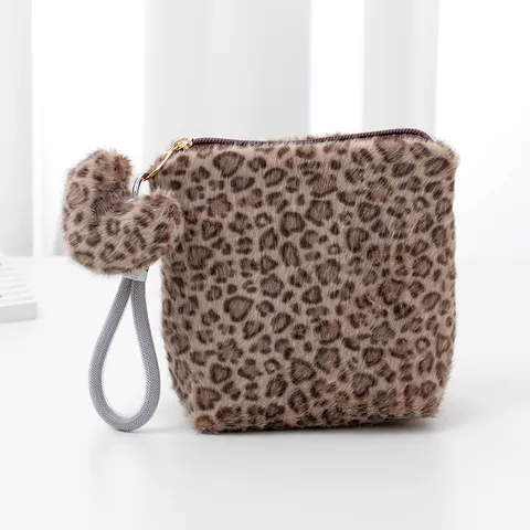 Winter Retro Plush Leopard Print Cosmetic Bag Portable Cute Heart Pendant Makeup Pouch Travel Toiletry Storage Bag