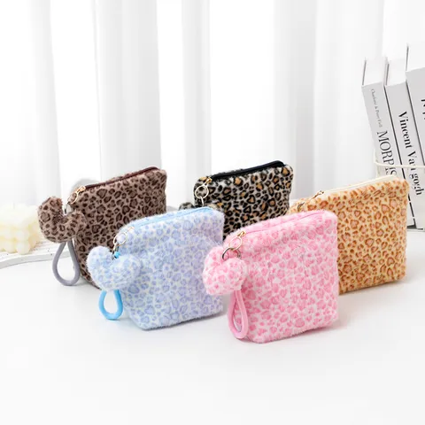 Winter Retro Plush Leopard Print Cosmetic Bag Portable Cute Heart Pendant Makeup Pouch Travel Toiletry Storage Bag