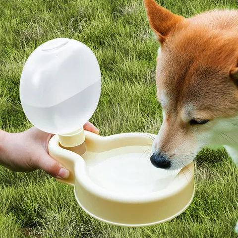 Bouteille d'Eau Portable pour Animaux Chien Voyage Bouteille d'Eau Grande Capacité Gamelle pour Chien Distributeur d'Eau Extérieur