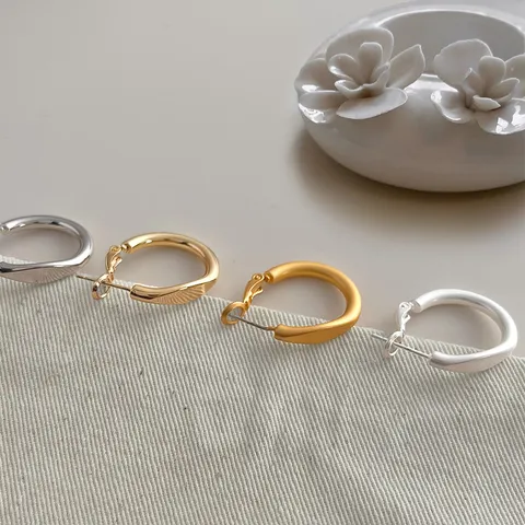 Französisch Minimalistisch Matt Glänzend Creolen Kupfer Mit 925 Sterling Silber Ohrstecker Einfache Geometrische Kreis Schmuck
