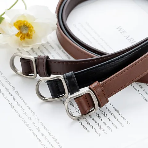 Ceinture Décontractée en Cuir PU pour Femmes avec Boucle en Métal D-Ring Minimaliste