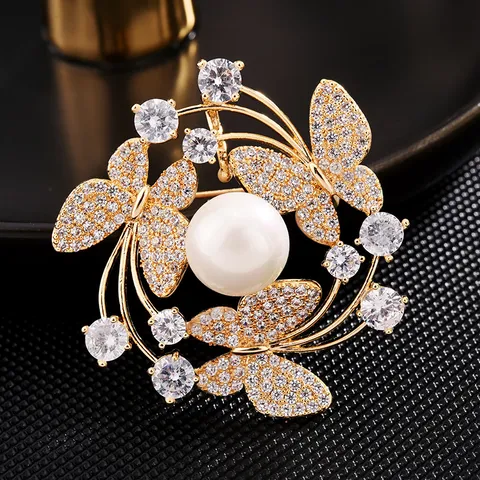 Kupfer Mikroeingelagerte Zirkonia Künstliche Perle Schmetterling Brosche Elegante Runde Blumen Anstecknadel Modeschmuck
