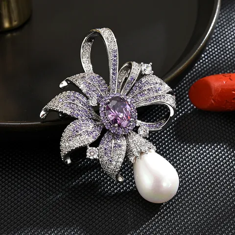 Luxury Copper Zircon Artificial Pearl Floral Brooch Elegant Purple Gemstone Coat Pin Women Fashion Jewelry Gift