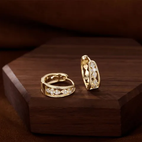 Dames Koper Zirconia Holle Klaver Geometrische Ruit Creolen Mode Goud Sieraden Cadeau