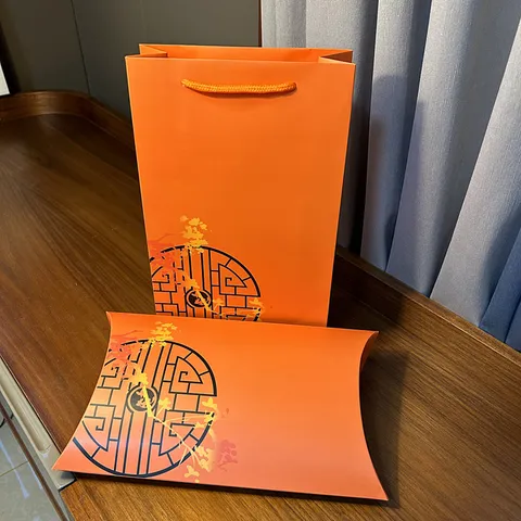 Orange Gift Box And Tote Bag Set Traditional Fan Floral Printed Cardboard Gift Packaging For Silk Scarf Party Present