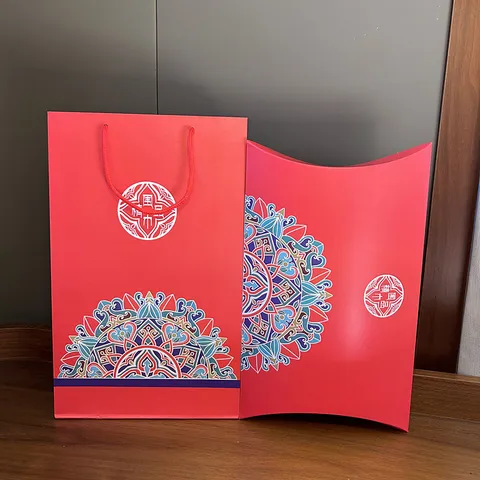 Silk Scarf Gift Box Packaging Set Paper Gift Boxes For Shirt Socks Pajamas Holiday Party Gift Packaging