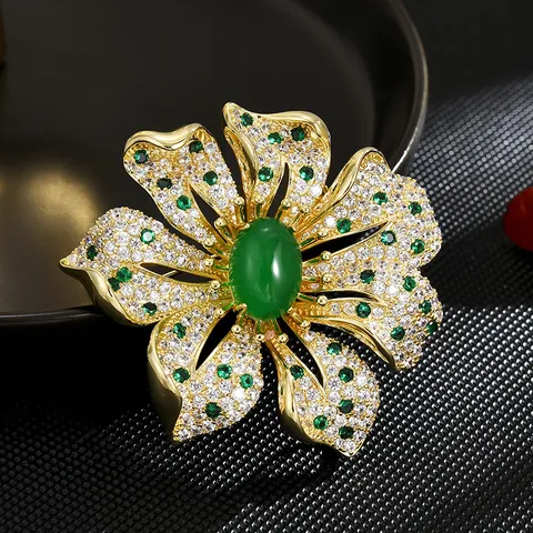 Broche de Flor de Ágata Verde de Diseño Europeo Elegante Broche de Cobre con Strass Pin Antirreflejos Accesorios de Abrigo Regalo de Joyería