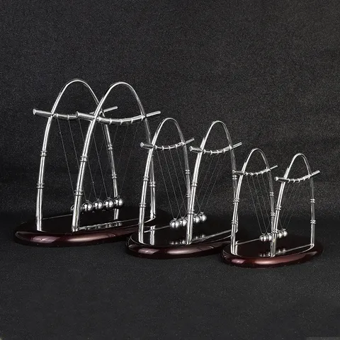 Newton Wieg Balans Ballen Fysica Wetenschap Bureaublaadje Speelgoed Metalen Stalen Ballen Kunststof Basis Decoratieve Kantoor Ornament Cadeau