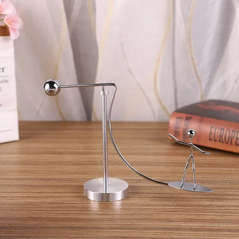 Metal Balans Tuimelaar Ornament Ijzeren Figuur Surfen Skiën Desktop Fysica Speelgoed Nieuwe Chinese Stijl Huisdecoratie