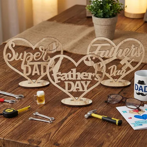 Vatertag Holz Tischdeko Ausgehöhlt Herzform Super Dad Best Dad Schriftzug Schreibtisch Dekoration Handwerk Geschenk Wohnkultur
