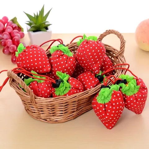 Foldable Shopping Bag Cute Strawberry Pouch Tote Bag Waterproof Polyester Reusable Grocery Bag Portable Travel Handbag