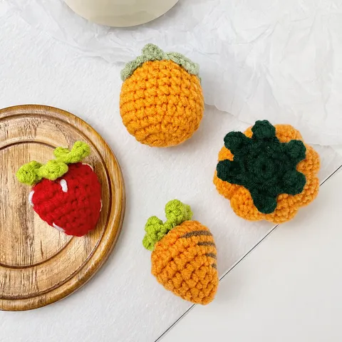 Handgemachte Gestrickte Wolle Frucht Haarklammer Anhänger DIY Zubehör Süße Cartoon Karotte Erdbeere Apfel Handwerk Dekoration Schmuck