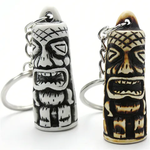 Retro Tiki Totem Harz Schlüsselanhänger Mit Kette Und Antik-Knochen-Effekt Taschenanhänger Schlüsselring
