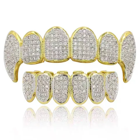 Hip Hop Grillz Top And Bottom Teeth Set Gold Plated Full Rhinestone Vampire Fangs Grills Fashion Body Jewelry