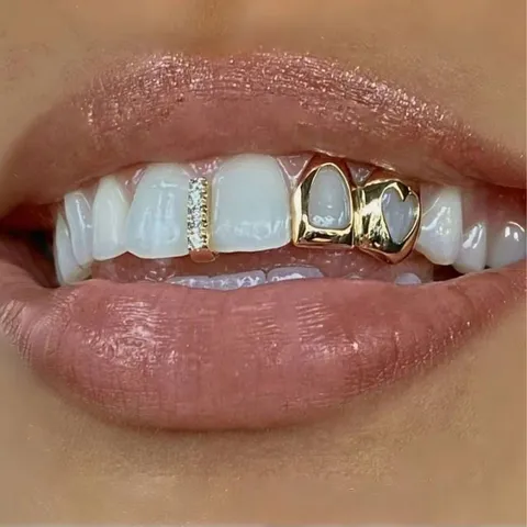 Hip Hop Copper Teeth Grillz Hollow Love Heart Star Design Smooth Gold Silver Plated Dental Grills For Unisex Street Fashion