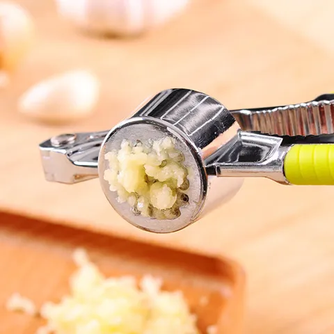 Manual Zinc Alloy Garlic Press Multifunctional Garlic Mincer Ginger Crusher Kitchen Tool Walnut Nut Cracker Gadget