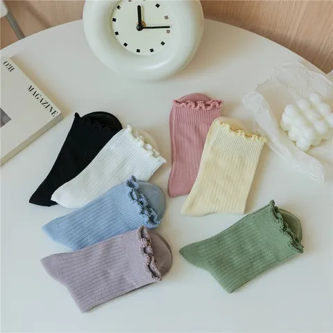 Damen Spitzen Rüschen Socken Mittelhoch Baumwollmischung Gerippt Einfarbig Süße Socken Japanischer College-Stil Socken Für Slipper Zubehör