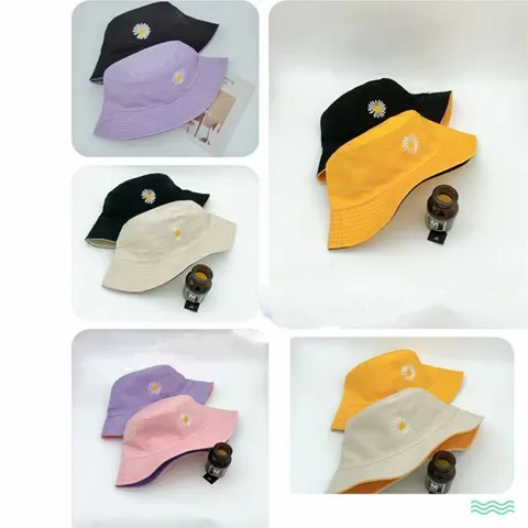 Unisex Double Sided Bucket Hat Cute Little Daisy Embroidery Sun Protection Casual Fisherman Hat Outdoor Summer Cap