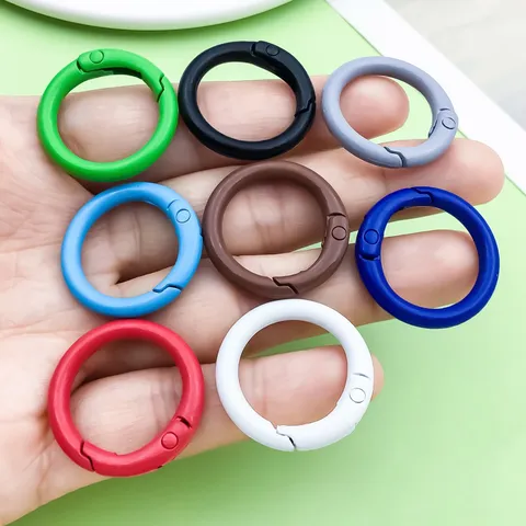 Aleación Colorida Anillo de Resorte Redondo Llavero DIY Joyería Hallazgo Cierre de Mosquetón Metálico Para Bolso Accesorios