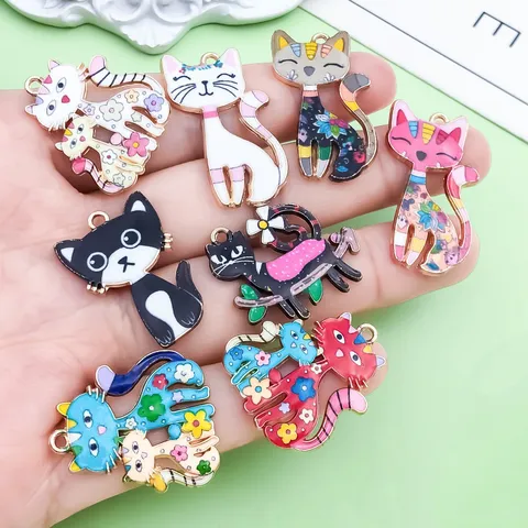 Mignons Pendentifs Chat Dessin Animé Alliage Goutte d'Huile Charms Mélangés Colorés DIY Accessoires de Bijoux Fait Main