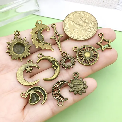 Vintage Bronze Antique Soleil Lune Et Étoile Alliage Pendentifs DIY Collier Bracelet Breloques Accessoires De Fabrication De Bijoux