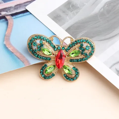 Pendentif de Décoration de Nail Art Papillon Évidé en Alliage de Zinc de Luxe Couronne Baguette Magique Charme de Strass pour Bijoux de Femme Cadeau