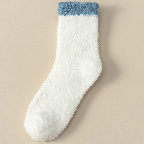 Chaussettes de Sommeil en Velours Corail Épaissi d'Hiver pour Femmes Chaussettes de Maison Douces et Chaudes en Polaire pour Femmes