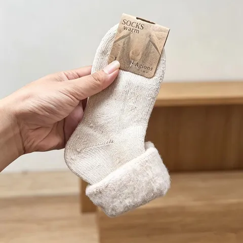 Unisex Winter Warm Coral Fleece Wool Socks Cute Floral Bear Embroidery Mid Tube Casual Daily Cotton Socks