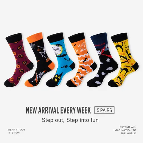 Unisex Halloween Crew Socks Cotton Blend Cute Pumpkin Skull Skeleton Ghost Printed Casual Socks