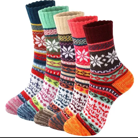 Damen Neuheit Weihachtssocken Dick Warm Gemütlich Wintersocken Nordisch Fair Isle Cartoon Muster Wadenlang Socken Geschenk