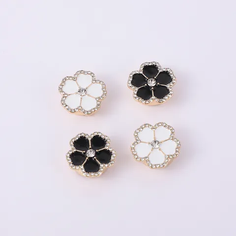 Boutons de Manchette de Chemise Élégants en Strass Cristal Floral pour Femmes Robe de Soirée Décorative en Métal Bijoux de Mode