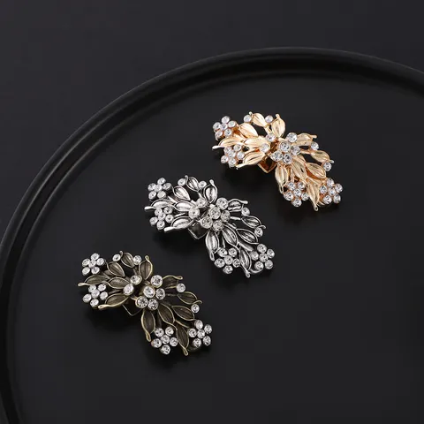 Francese Elegante Lega Strass Sciarpa Clip Scialle Cardigan Fisso Clip Moda Fiore Foglia Spilla Spilla Donne Gioielli