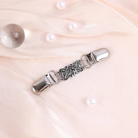 Vintage Lega Strass Scavato Intagliato Cardigan Clip Scialle Spilla Sciarpa Chiusura Moda Donna Gioielli Accessori