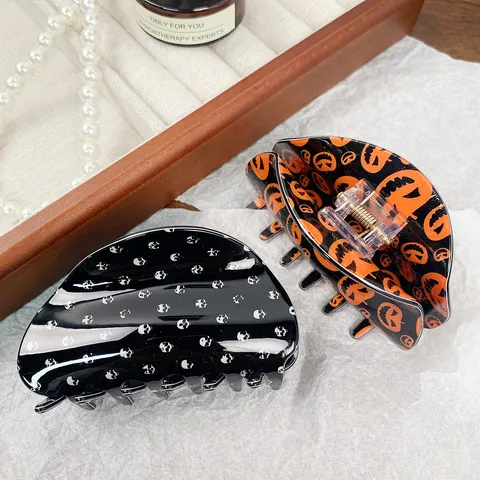 Halloween Acryl Haarkralle Kürbis Totenkopf Spinnennetz Muster Große Shark Clip Für Damen Mädchen Mode Haarschmuck