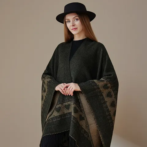 Women Winter Warm Acrylic Fringed Shawl Cloak Ethnic Style Heart Pattern Tassel Reversible Casual Outerwear