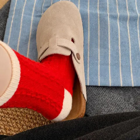 Calcetines de Dormir Cálidos de Mezcla de Lana de Invierno para Mujer Navidad Rojo Tubo Medio Calcetines Slouch Lindo Bordado de Dibujos Animados
