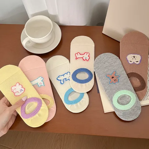Chaussettes Invisibles Mignonnes Brodées de Chiot de Dessin Animé pour Femmes Mélange de Coton Douces Décontractées Respirantes Chaussettes Basses